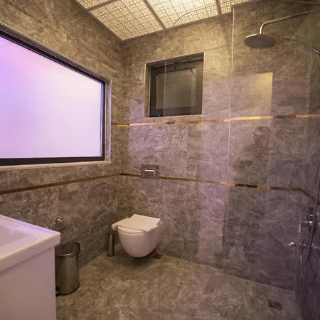 Apartament Gunbatimi 1 - Kalkan'da 2+1 Jakuzili *